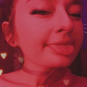 Meet your Posher, Caitlin